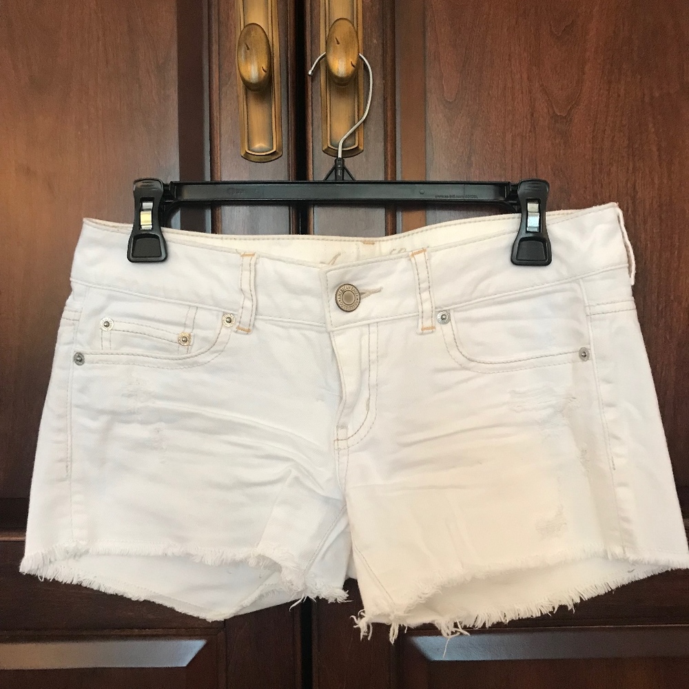 American Eagle - White Jean Shorts